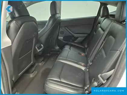 TESLA MODEL Y RWD