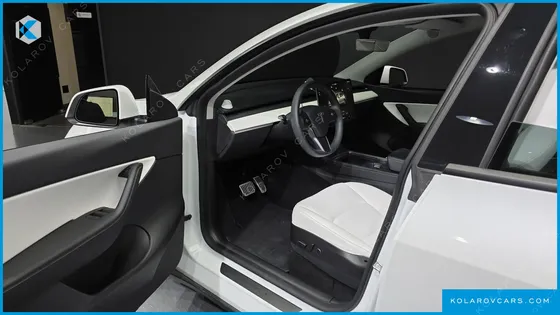 TESLA MODEL Y LONG RANGE AWD