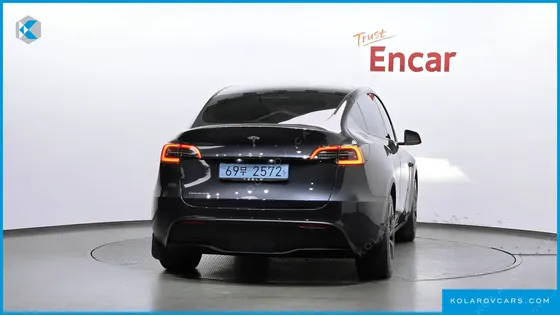 TESLA MODEL Y RWD