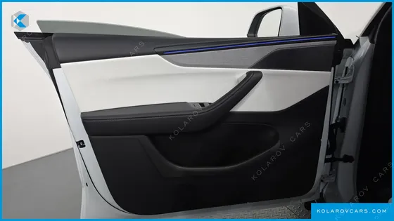 TESLA MODEL Y PREMIUM LONG RANGE AWD