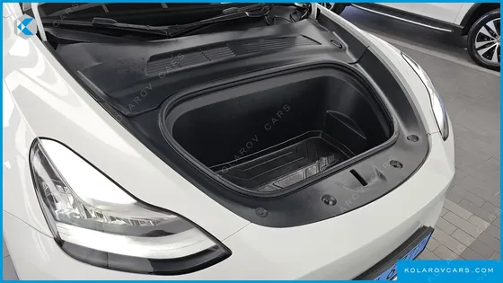 TESLA MODEL Y STANDARD RANGE RWD