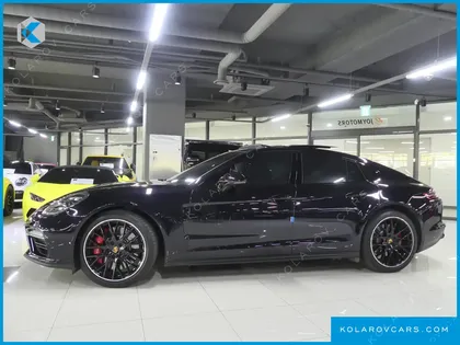 PORSCHE PANAMERA 4.0 TURBO