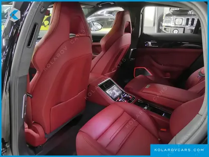 PORSCHE PANAMERA 4.0 TURBO