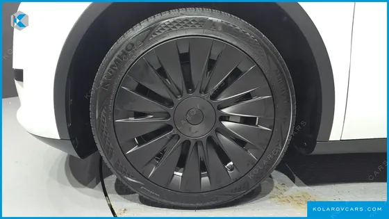 TESLA MODEL Y RWD