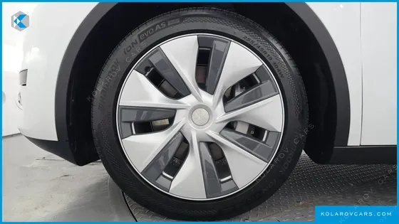 TESLA MODEL Y RWD