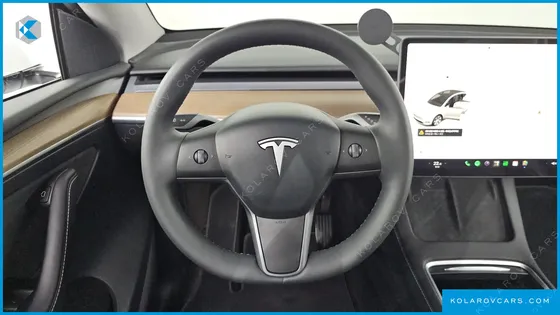TESLA MODEL Y RWD