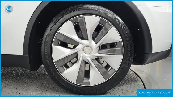 TESLA MODEL Y RWD