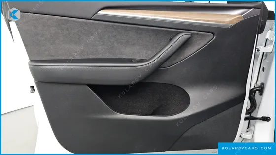 TESLA MODEL Y RWD
