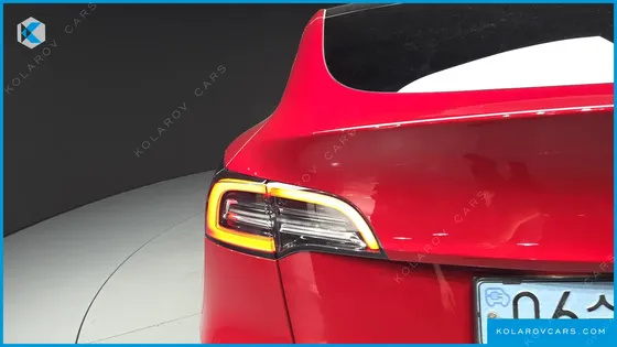 TESLA MODEL Y LONG RANGE AWD