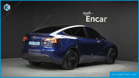 TESLA MODEL Y STANDARD RANGE RWD