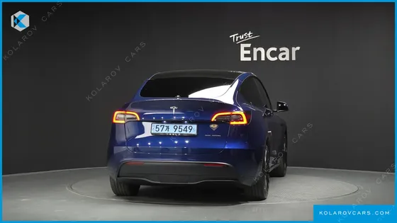 TESLA MODEL Y STANDARD RANGE RWD