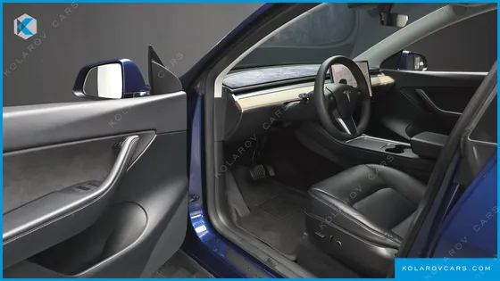 TESLA MODEL Y STANDARD RANGE RWD