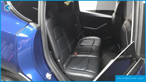 TESLA MODEL Y STANDARD RANGE RWD