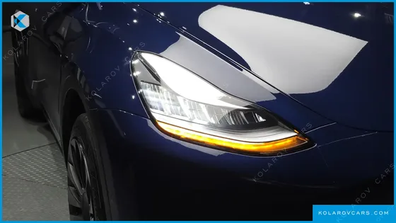 TESLA MODEL Y STANDARD RANGE RWD
