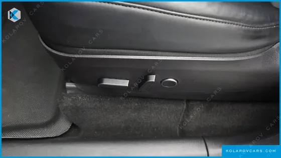TESLA MODEL Y STANDARD RANGE RWD