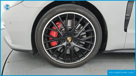PORSCHE PANAMERA 4.0 TURBO