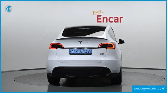 TESLA MODEL Y RWD