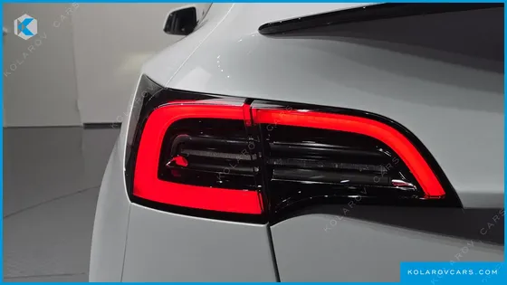 TESLA MODEL Y RWD