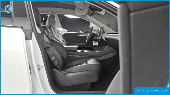 TESLA MODEL Y RWD