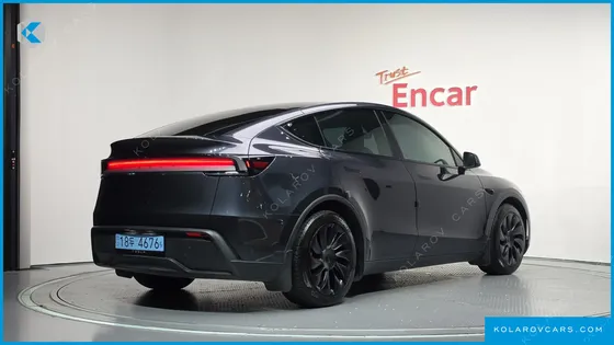 TESLA MODEL Y RWD