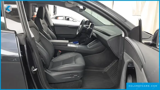 TESLA MODEL Y RWD