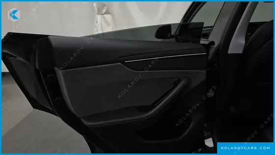 TESLA MODEL Y RWD