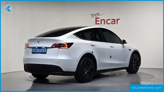 TESLA MODEL Y RWD