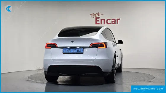TESLA MODEL Y RWD