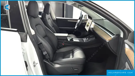 TESLA MODEL Y RWD