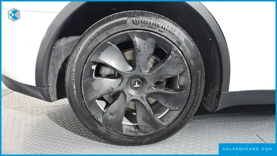 TESLA MODEL Y LONG RANGE AWD