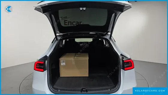 TESLA MODEL Y LONG RANGE AWD