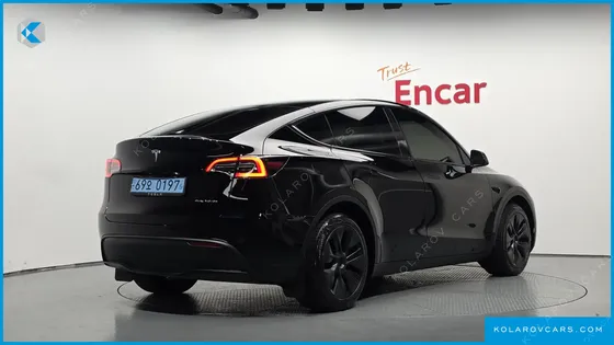 TESLA MODEL Y LONG RANGE AWD