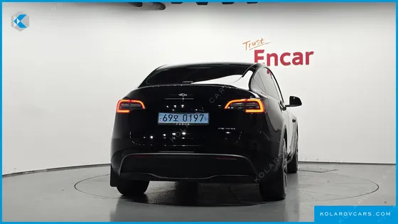 TESLA MODEL Y LONG RANGE AWD
