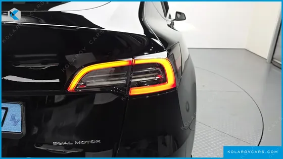 TESLA MODEL Y LONG RANGE AWD