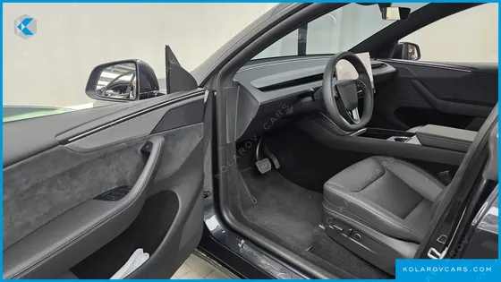 TESLA MODEL Y PREMIUM LONG RANGE AWD