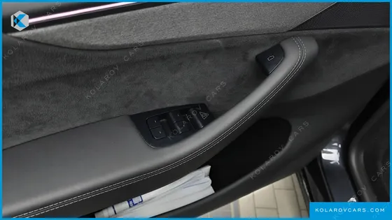 TESLA MODEL Y PREMIUM LONG RANGE AWD