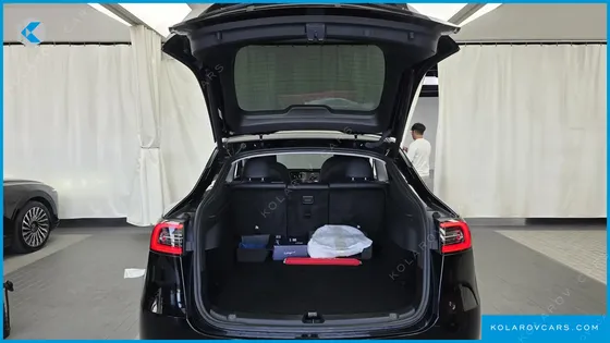 TESLA MODEL Y LONG RANGE AWD