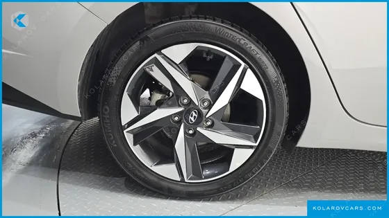 HYUNDAI ELANTRA (AVANTE) INSPIRATION