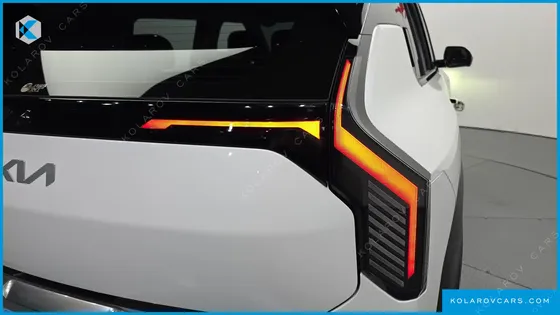 KIA EV3 STANDARD 2WD