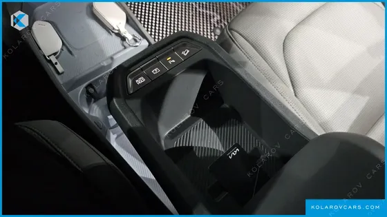 KIA EV3 STANDARD 2WD