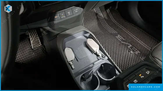 KIA EV3 STANDARD 2WD