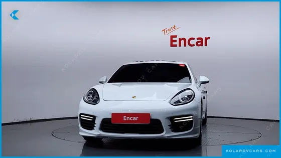 PORSCHE PANAMERA 4.8 GTS
