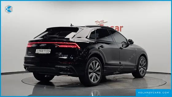 AUDI Q8 55 TFSI QUATTRO PREMIUM