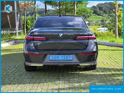 BMW I7 XDRIVE 60 DESIGN PURE EXCELLENCE