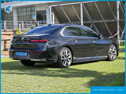 BMW I7 XDRIVE 60 DESIGN PURE EXCELLENCE