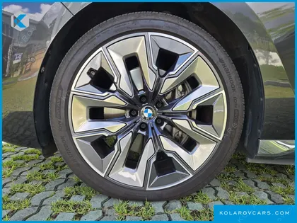 BMW I7 XDRIVE 60 DESIGN PURE EXCELLENCE