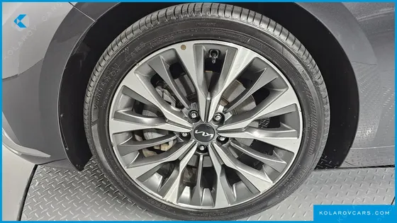 KIA K8 2.5 GASOLINE 2WD