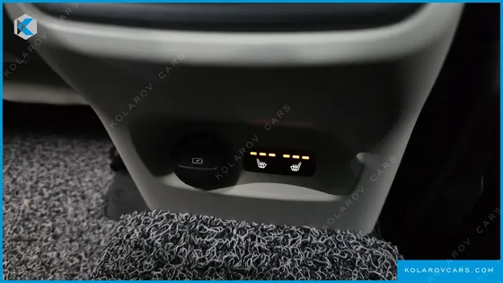 VOLVO XC40 B4 ULTIMATE BRIGHT