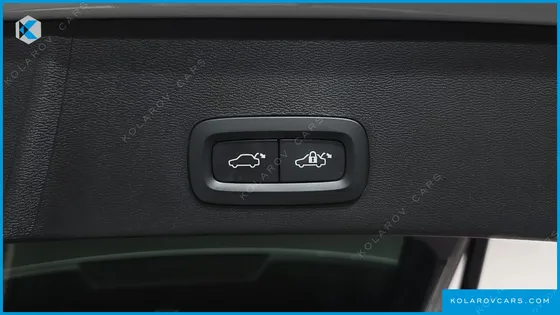VOLVO XC40 B4 ULTIMATE BRIGHT