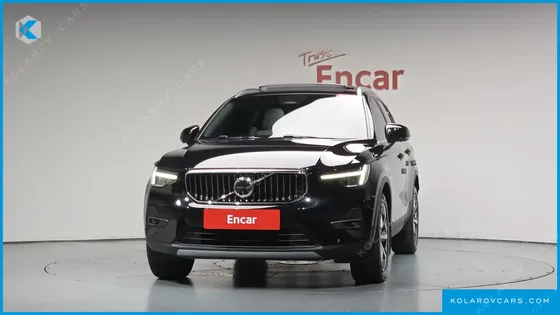 VOLVO XC40 B4 ULTIMATE BRIGHT